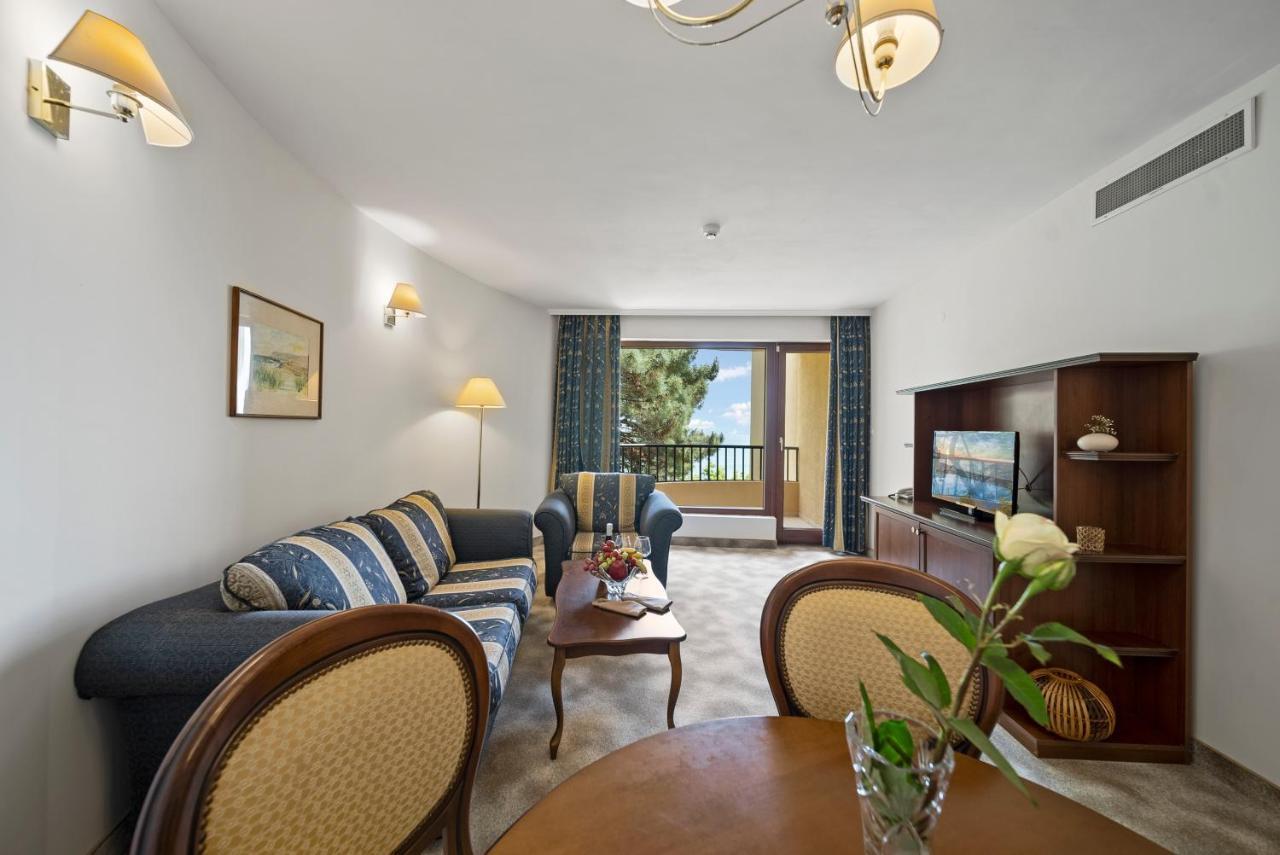 Hvd Riviera Ultra & Mineral Pool - Private & Free Parking Resort Golden Sands